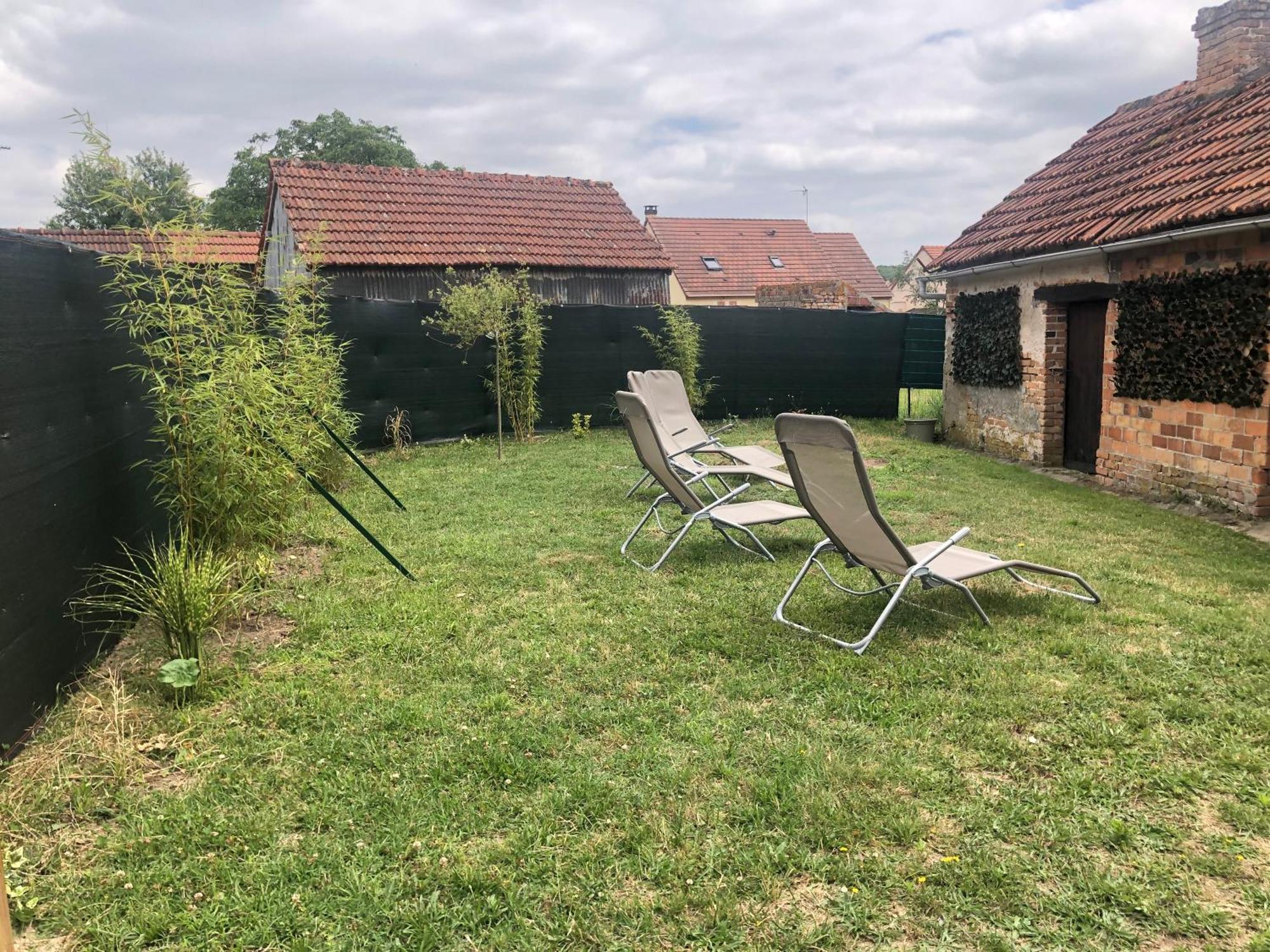 La Casa D'olianna - Jolie Maison / Jeux / Grand Jardin Hébergement de vacances Villeny